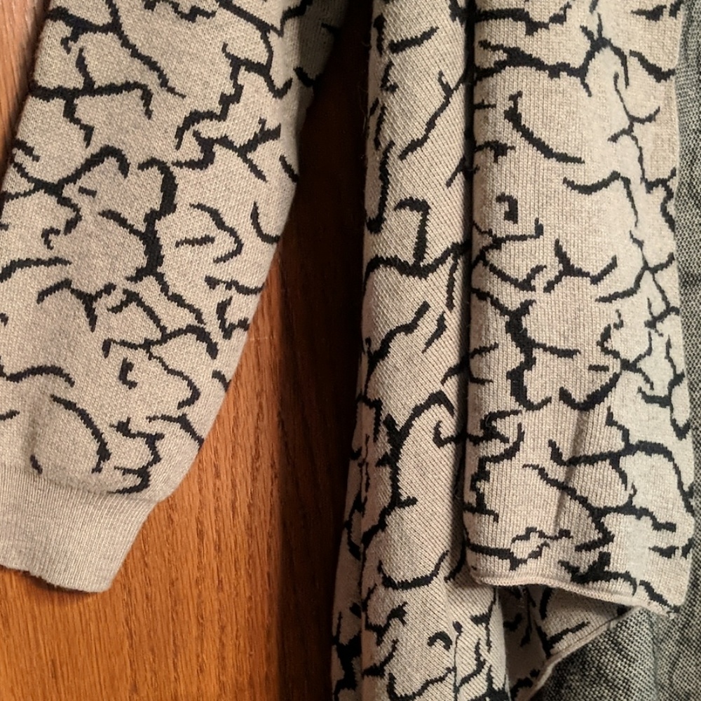 Waterfall Sweater -- New With Tags - Picture 3 of 5